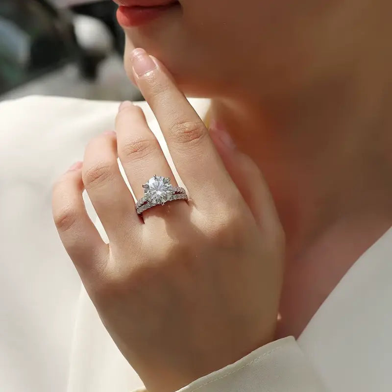 La Belle Moissanite Solitaire Ring with Matching Band 3.0ct