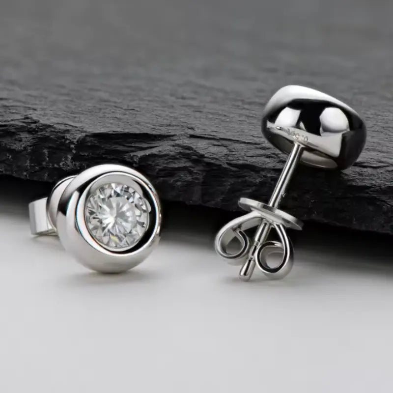 Orbé Moissanite Deluxe Solitaire Earrings 0.5ct