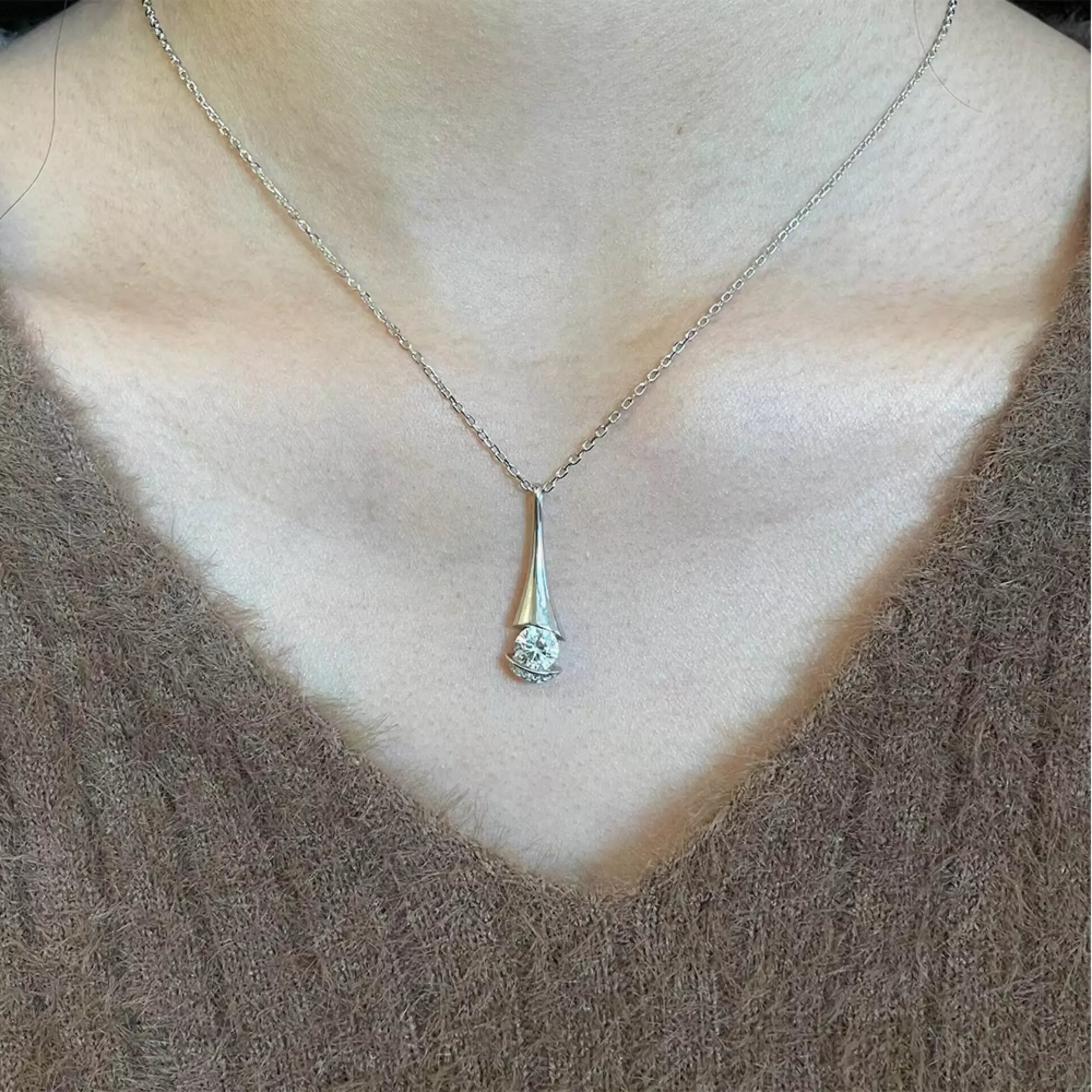 Aster Deluxe Moissanite Necklace 0.5ct