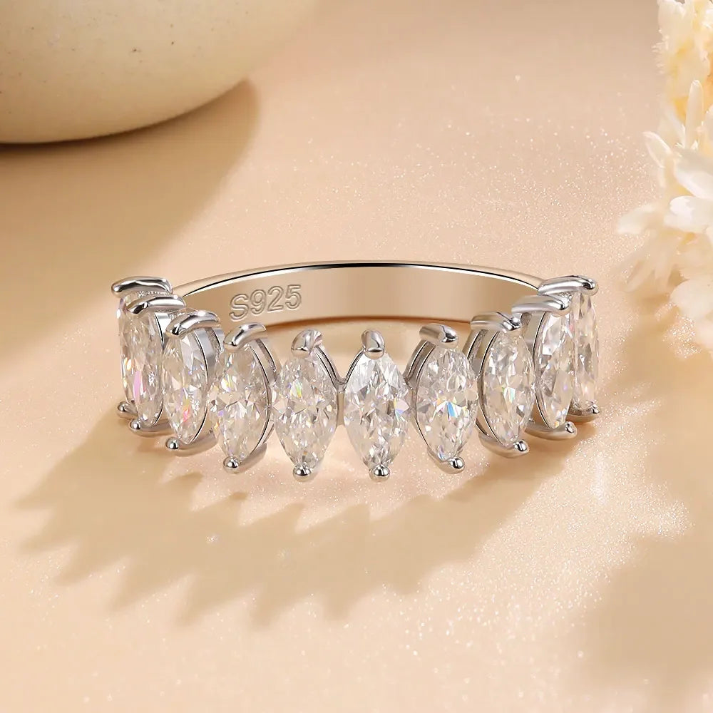 Nivelle Deluxe 10-Stone Moissanite Eternity Ring 3.0ctw