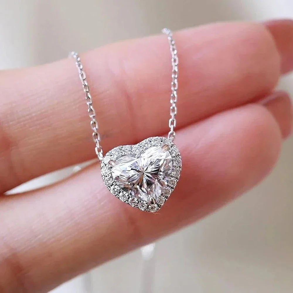 Pavé Heart Deluxe Moissanite Necklace