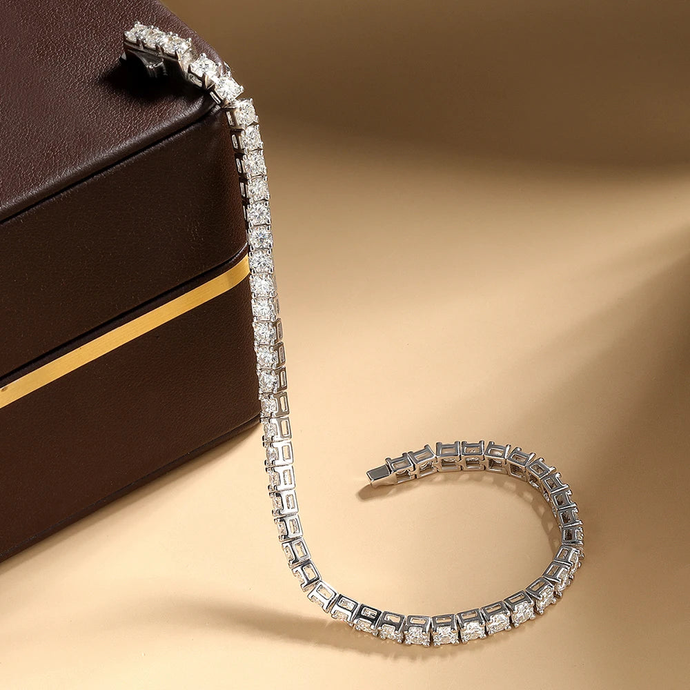 Classic Deluxe Moissanite Riviera Bracelet (0.5ct per Stone)