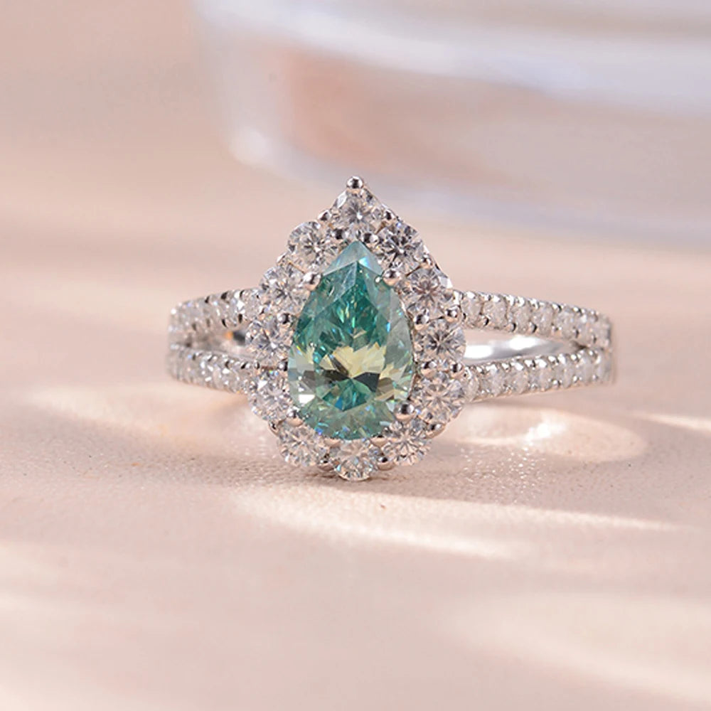 Duchesse Deluxe Pavé Moissanite Ring 1.74ct
