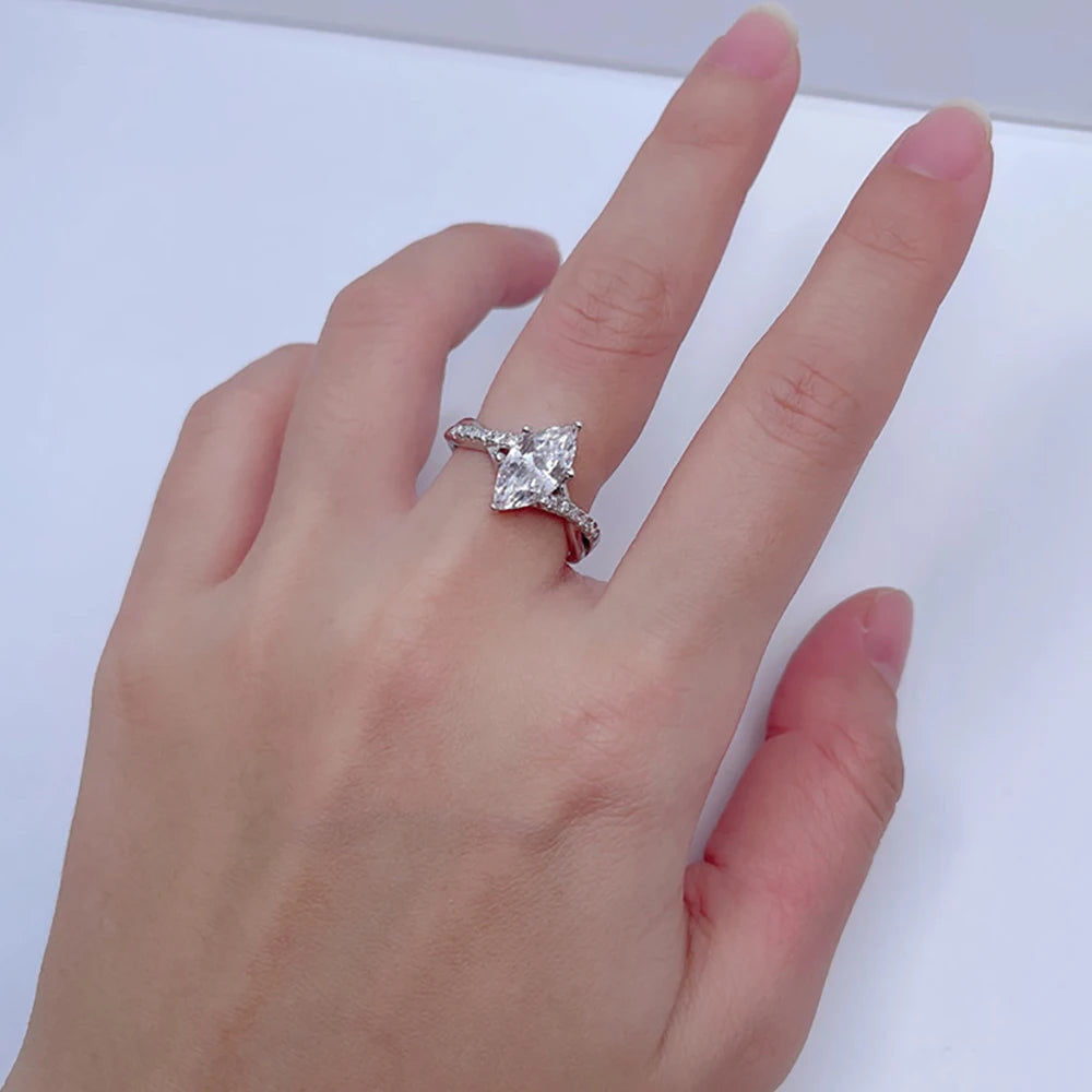 Lorienne Deluxe Marquise Cut Moissanite Ring 2.0ct